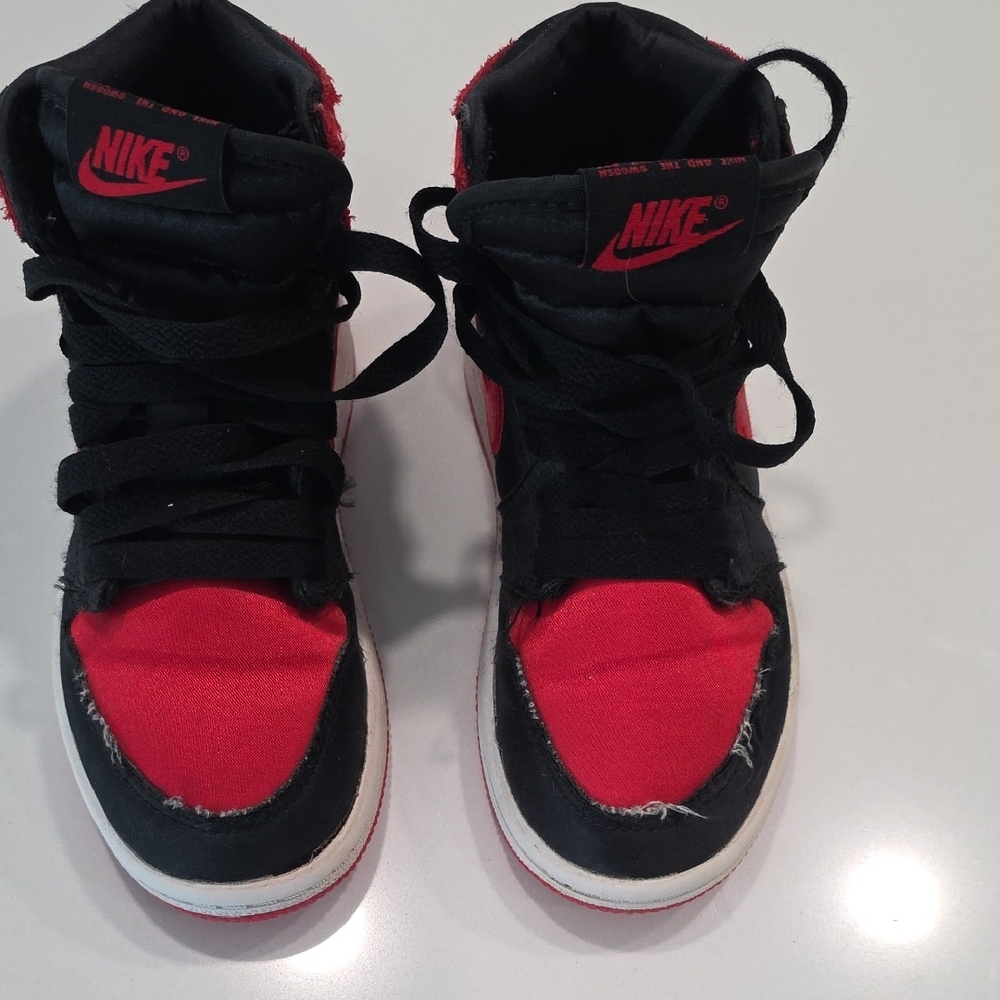 Nike Kids Black and Red High-Top Sneakers Size 11c